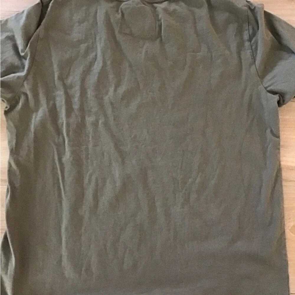 True Religion Guitar/Buddha Tee L